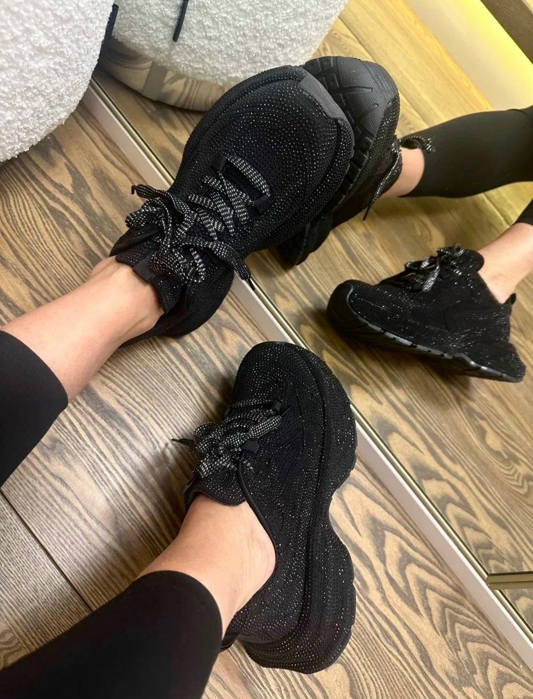 ,кроссовки balenciaga женские,кроссовки женские,женские кроссовки balenciaga блестящие со стразами,кроссовки замш