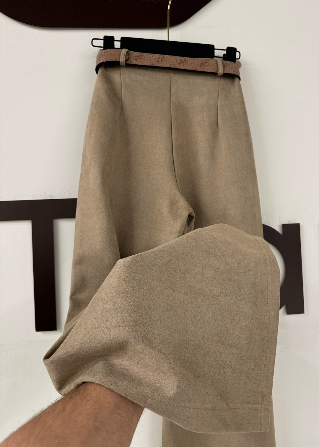 вельветовые брюки широкие с высокой талией,широкие брюки,брюки женские вельветовые с широкими штанинами,элегантные широкие брюки для женщин,брюки палаццо