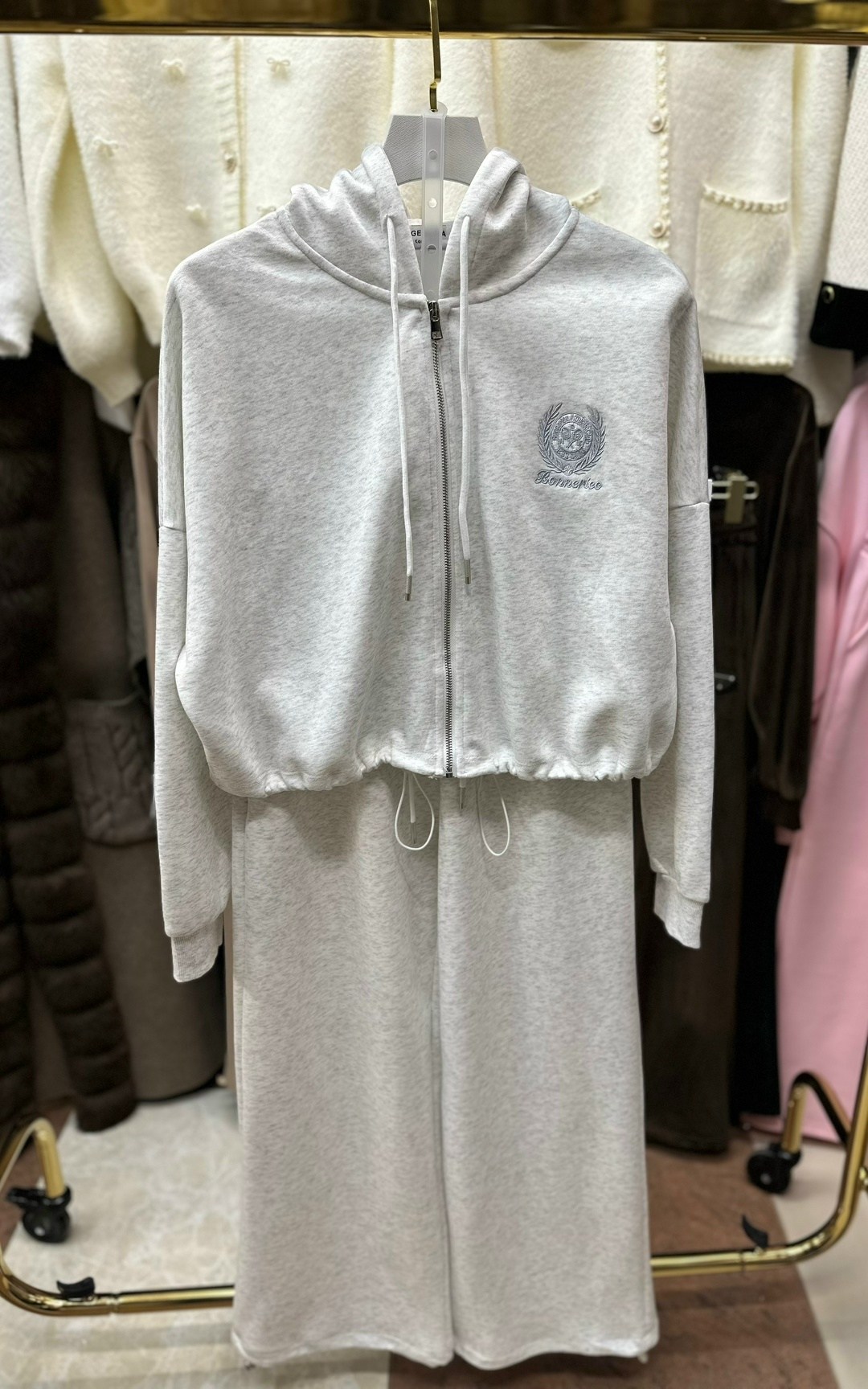 костюм женский спортивный,костюм спортивный,спортивные костюмы двойка,женские костюмы,спортивные костюмы