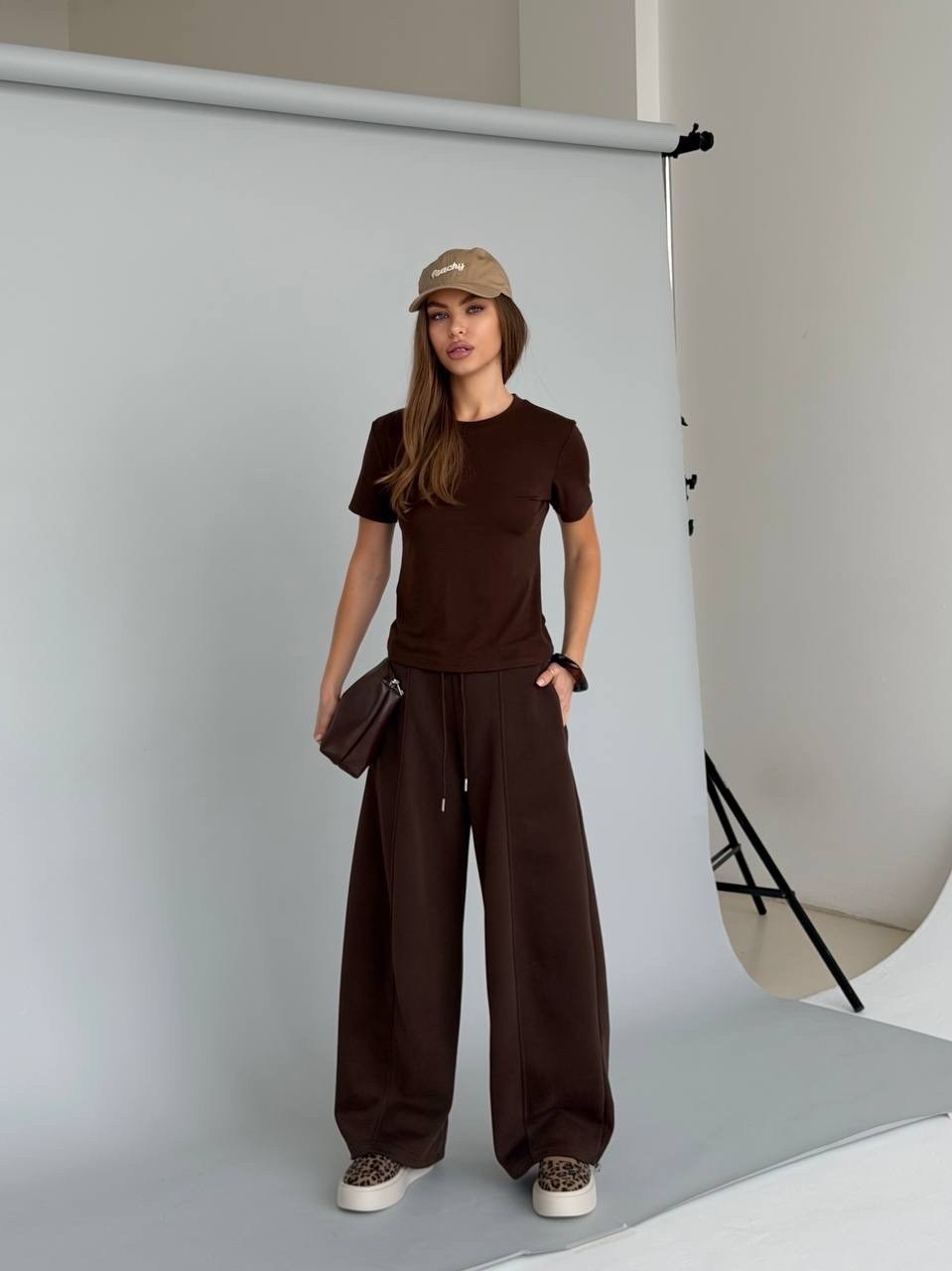 коричневый спортивный костюм с капюшоном moon,спортивный костюм,костюм с брюками,женский костюм