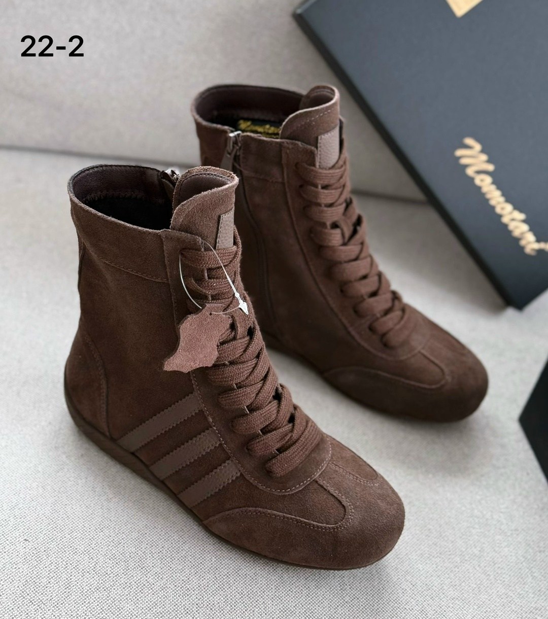 ,адидас сникерсы,замшевые кроссовки,зимние кроссовки adidas,женская