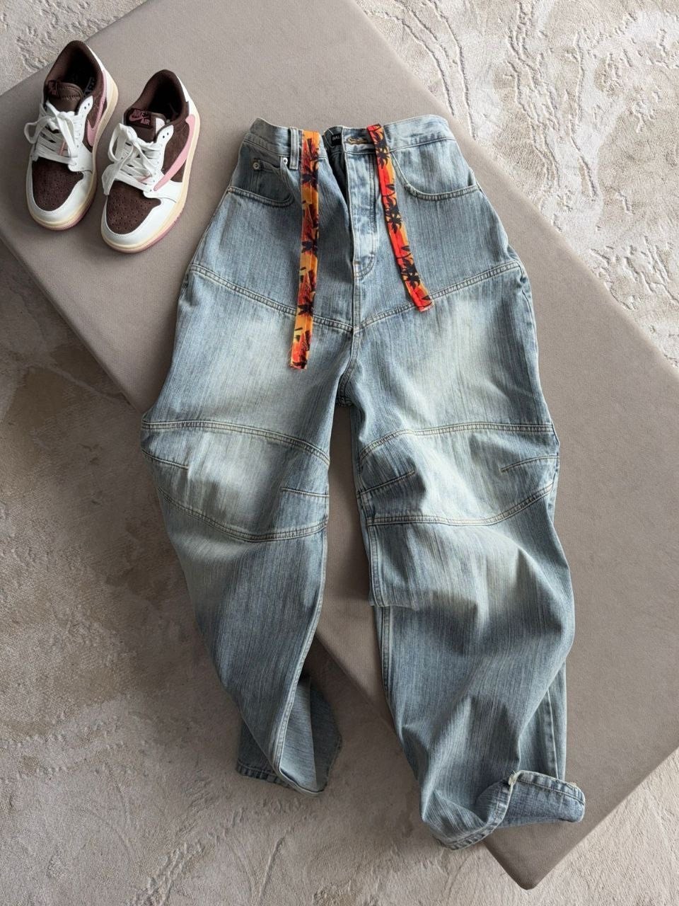 рубашка оверсайз,одежда оверсайз,джинсы оверсайз,куртка джинсовая