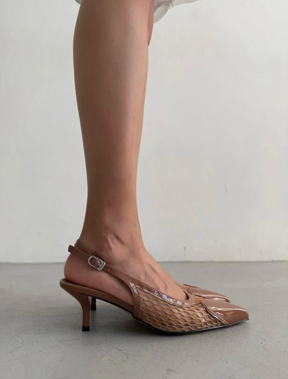 туфли женские,женская ,красные босоножки с острым носом,туфли эко,туфли легкие