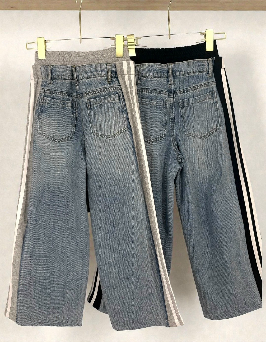 джинсы широкие,джинсы с лампасами,джинсы с полосками,брюки джинсы,комбинированные джинсы