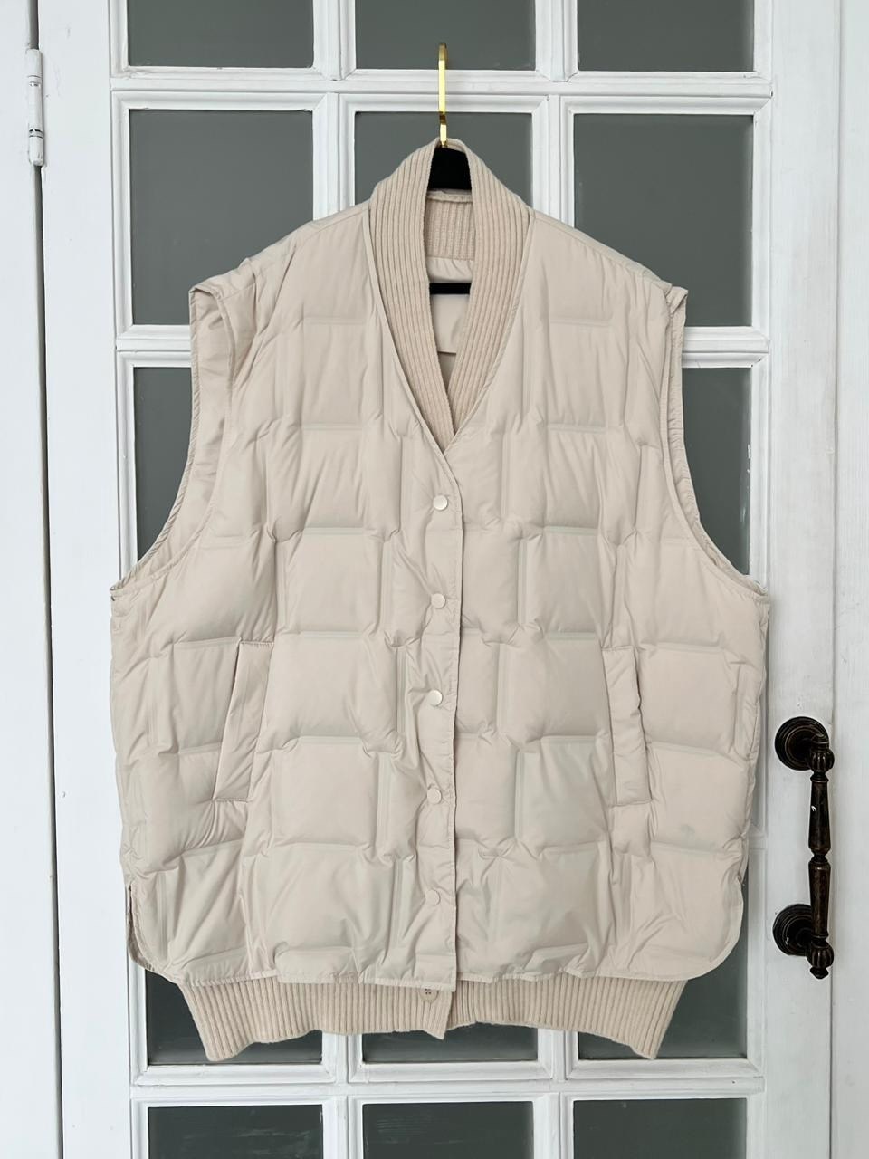 жилетка женская,жилетка на синтепоне,жилетка демисезонная,жилет женский,жилетка