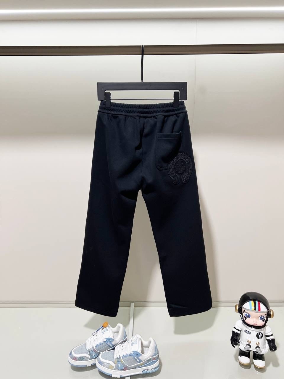 брюки спортивные,мужские спортивные брюки,спортивные штаны,брюки модные,брюки свободные спортивные штаны