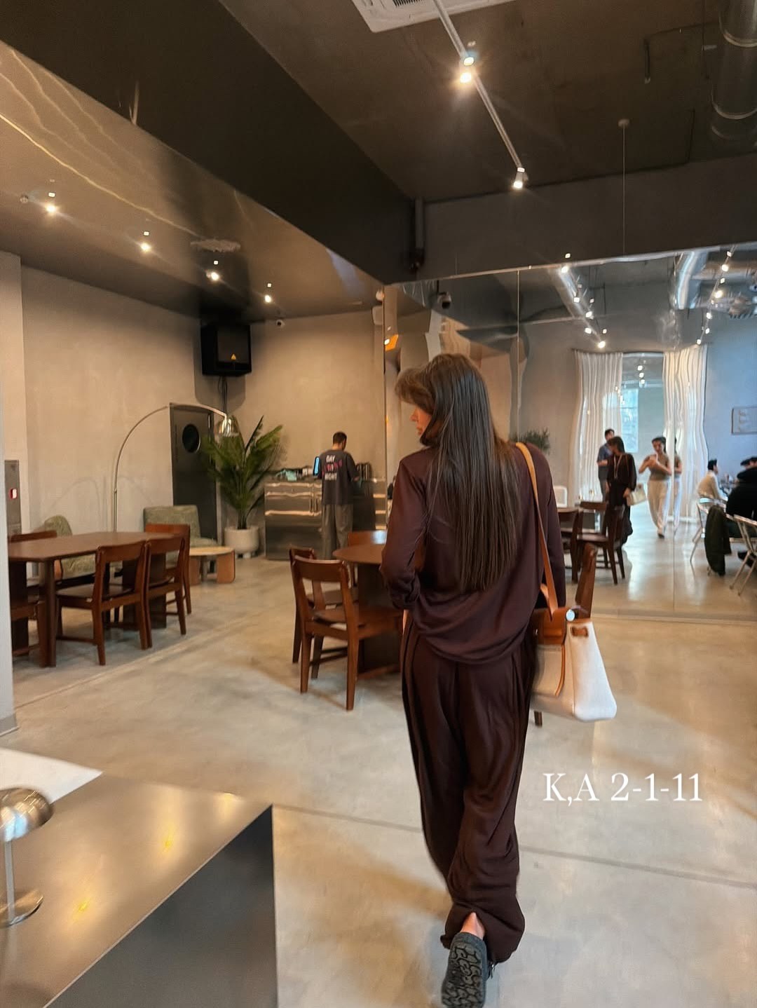 стильные костюмы,трикотажные костюмы,женский костюм,костюм женский с брюками палаццо