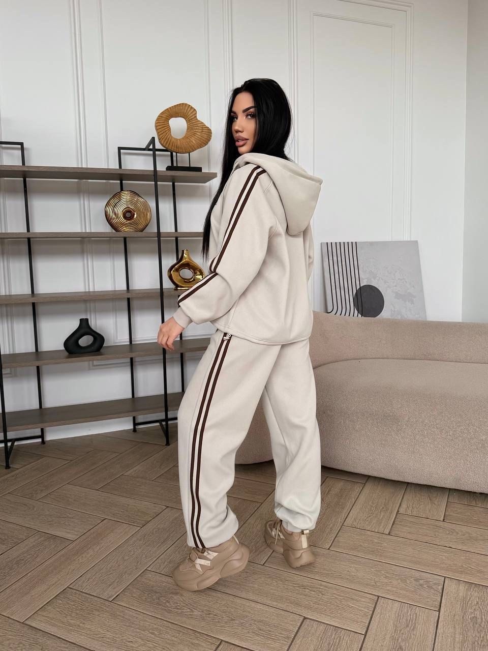 костюм спортивный,спортивный костюм женский,стильные костюмы,спортивный костюм женский на флисе,костюмы женские