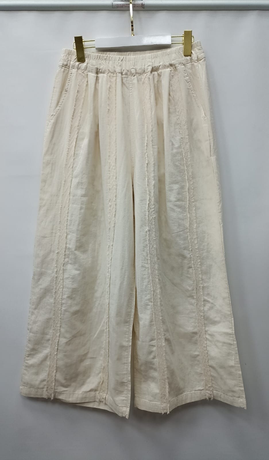 брюки женские хлопково-льняные с широкими штанинами,брюки женские льняные с широкими штанинами,широкие льняные брюки женские,женские брюки с широкими штанинами,льняные широкие брюки