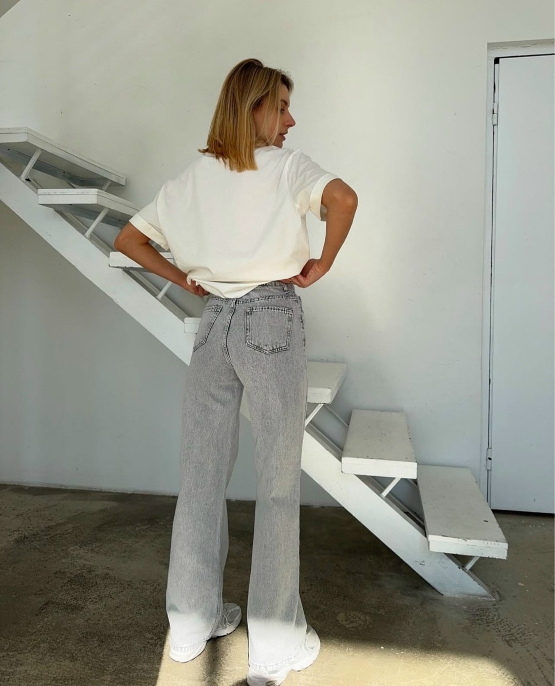 женские джинсы и брюки,джинсы брюки,женские джинсы,джинсы высокая посадка,джинсы светло серые