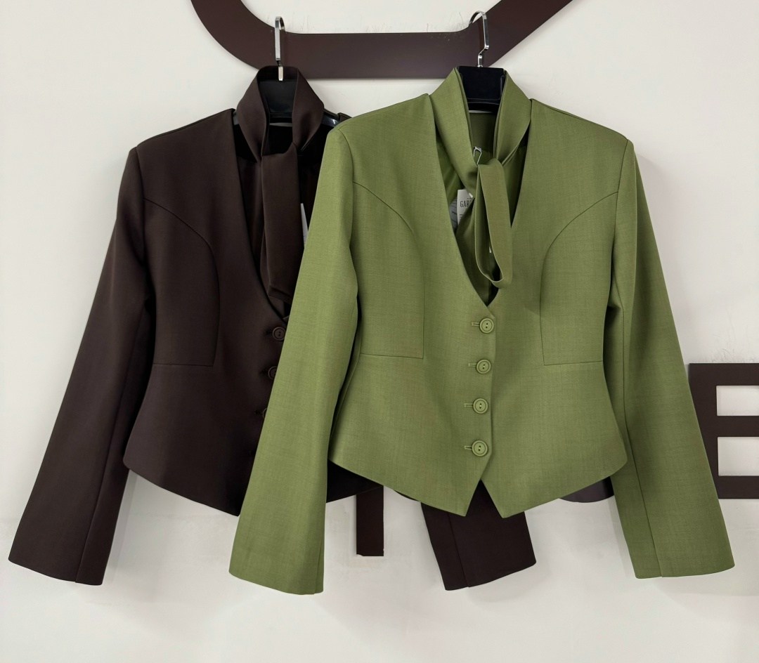 жакет,женские жакеты,женский белый пиджак,белый жакет,приталенный жакет