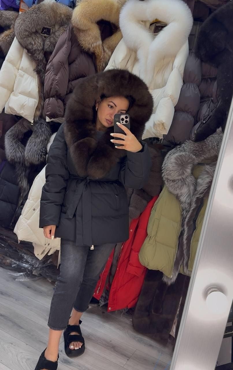 пуховик женский с натуральным мехом,пуховик с натуральным мехом,стильные пуховики с мехом,пуховик с натуральным мехом furs lux,зимние куртки и пуховики
