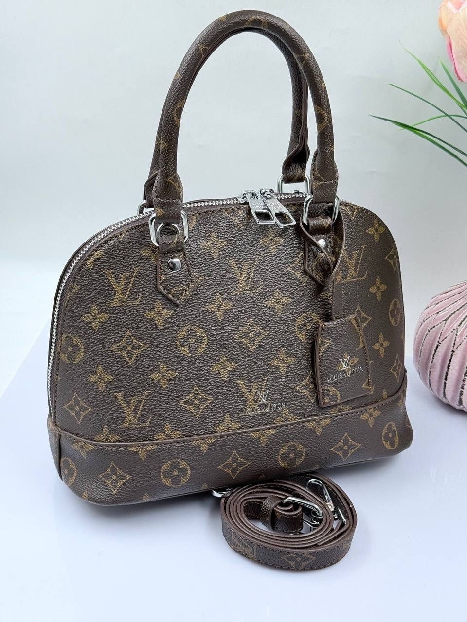 сумка луи виттон,брендовые сумки,модная сумка,женская сумка louis vuitton alma bb коричневая,louis vuitton alma bb