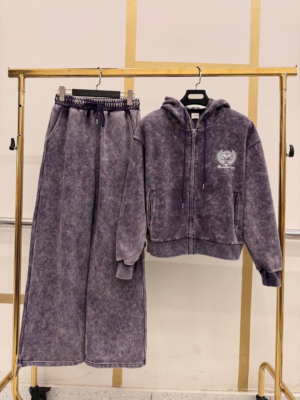 женский спортивный костюм из премиальной варенки,cпортивный костюм велюровый,велюровые костюмы,костюм женский спортивный,женский велюровый костюм