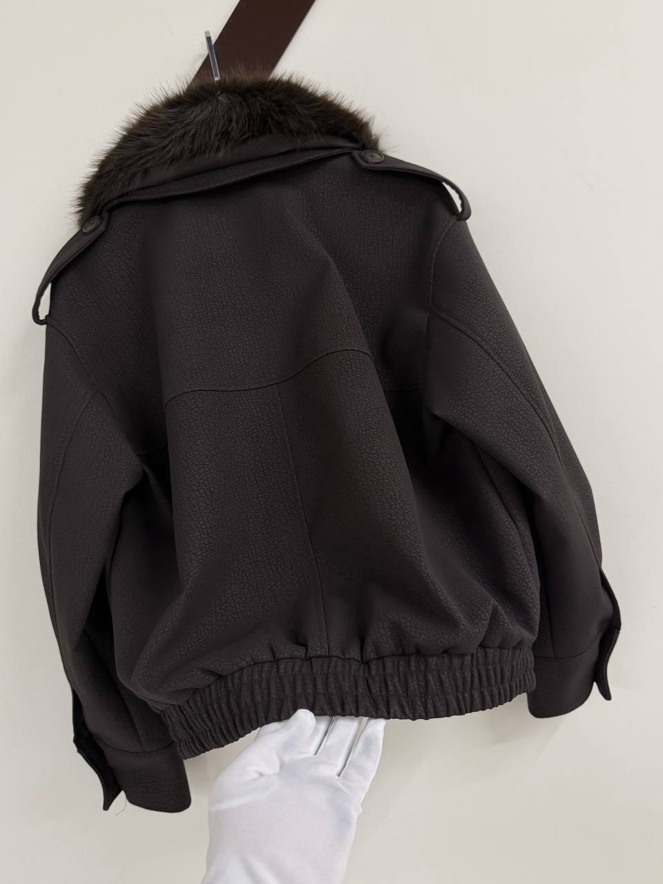 меховая куртка,куртка с меховым воротником,куртка с мехом,куртка дубленка,куртка женская