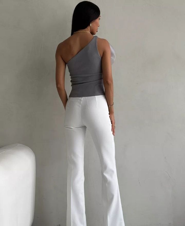 топ женский,шикарная одежда,объемные цветы,топ с цветами