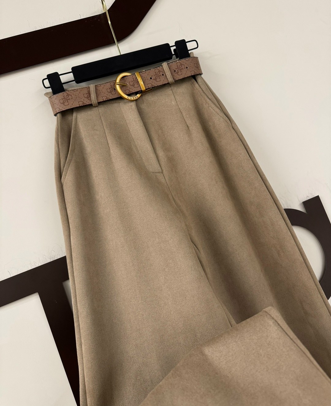 вельветовые брюки широкие с высокой талией,широкие брюки,брюки женские вельветовые с широкими штанинами,элегантные широкие брюки для женщин,брюки палаццо