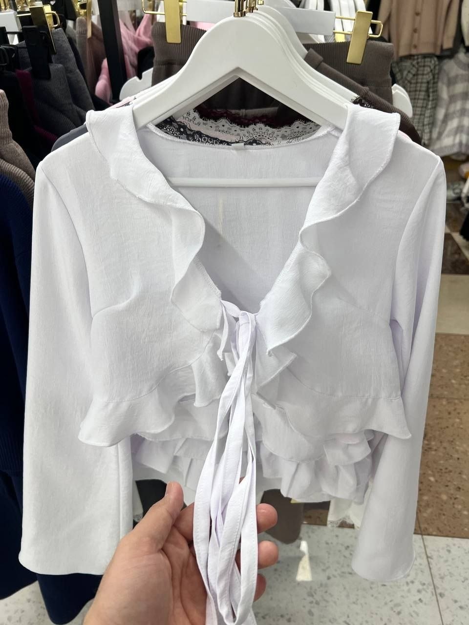 блузка с рюшами,блузка с оборками,блузка с рюшками,блузка нарядная,блузка с воланом