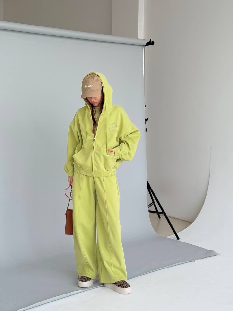 стильные костюмы,спортивный костюм,костюм спортивный женский,костюм на флисом,женские костюмы