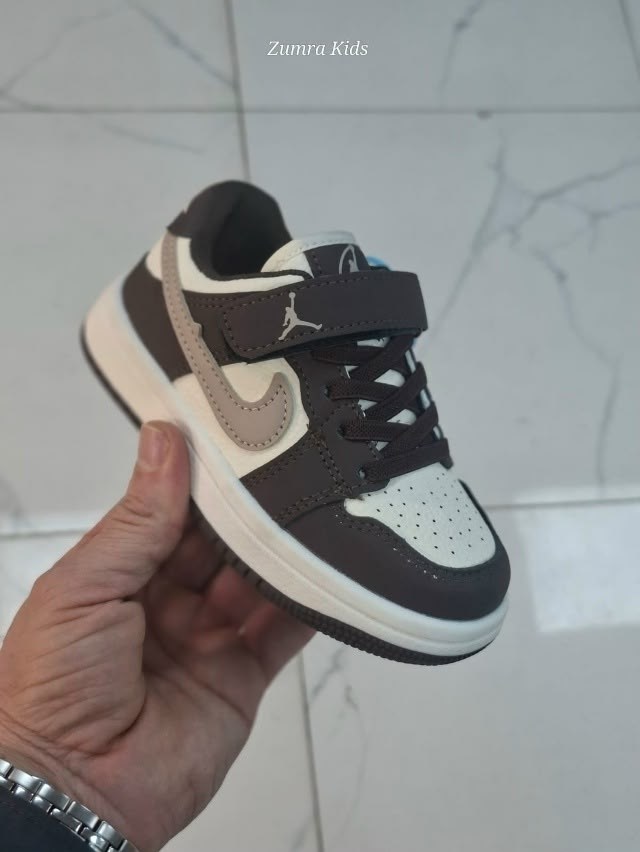 кроссовки,nike court borough low 2,кроссовки мальчику,кроссовки найк джордан,детские кроссовки