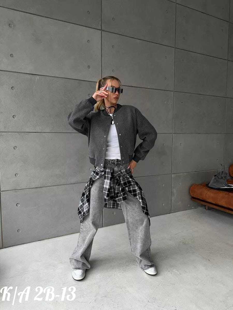 бомбер женский,бомбер куртка оверсайз драповая kira clo,бомбер женский оверсайз,женская куртка бомбер,бомбер драповый оверсайз vizual