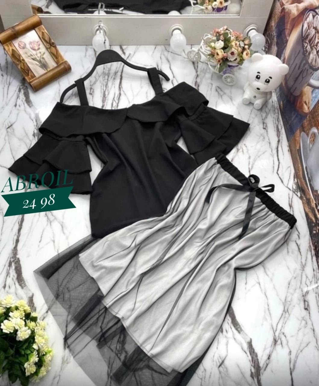 блузка с оборками,блузка шифоновая,блузка с открытыми плечами,женская шифоновая блузка,блузка с круглым вырезом