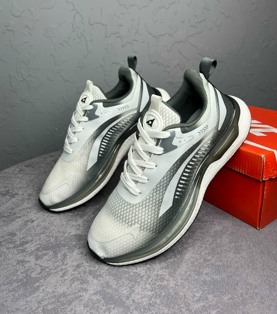 мужские кроссовки,спортивные мужские кроссовки,летние мужские кроссовки,осенние мужские кроссовки,кроссовки