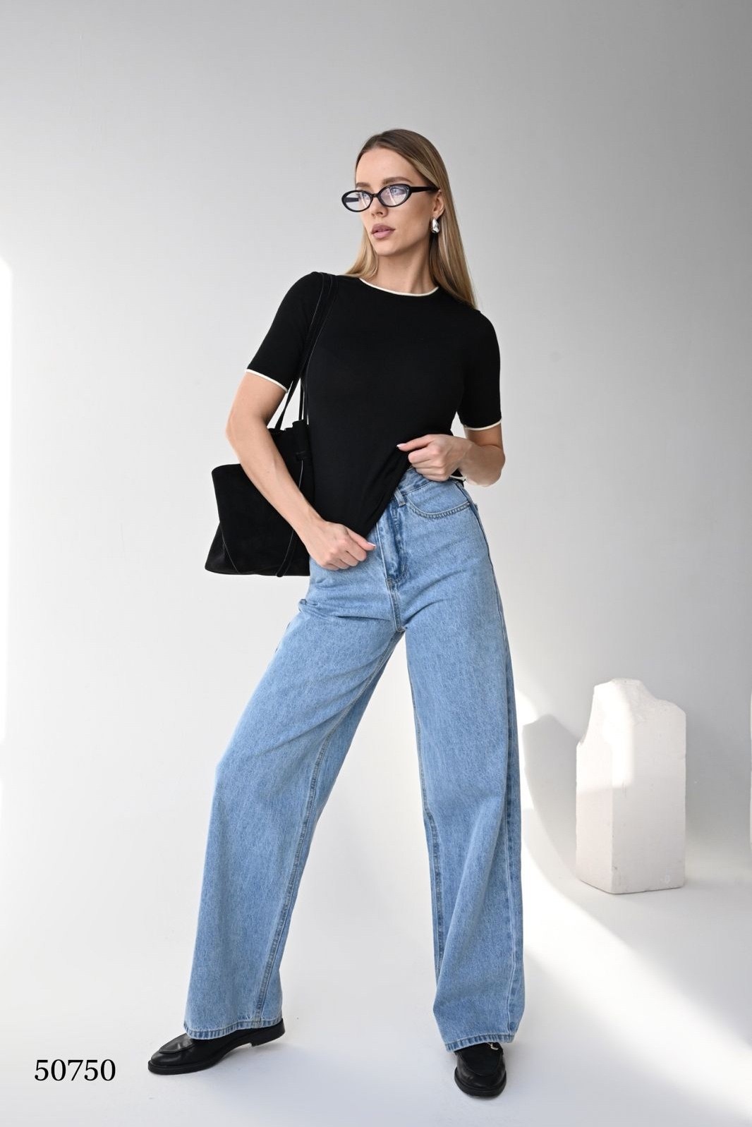 джинсы широкие,футболки женская,женские джинсы,джинсы женские широкие,футболке