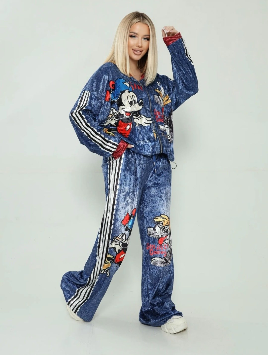 джинсовый костюм,женский костюм джинсовый,джинсовый костюм женский 2026,стильные джинсовые костюмы,костюм брючный джинсовый