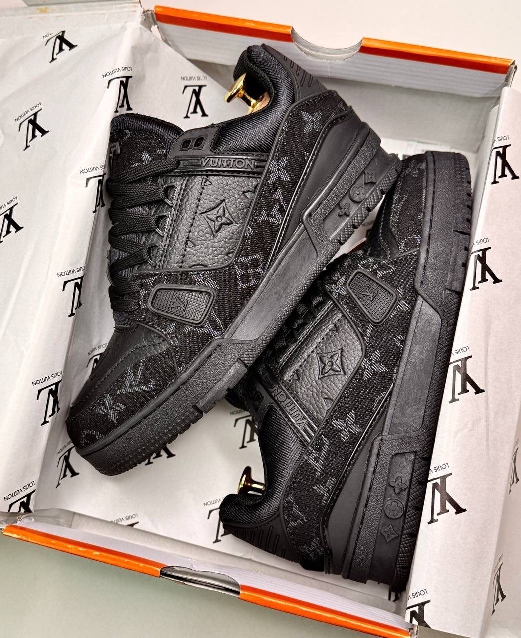 кроссовки louis vuitton,кроссовки louis vuitton мужские,кроссовки луи виттон trainer,кроссовки louis vuitton trainer,кроссовки луи виттон