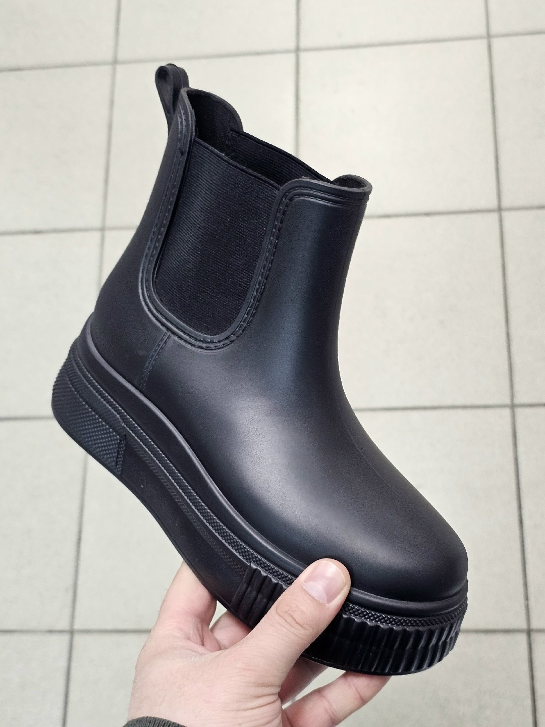 резиновые сапоги,резиновые полусапоги,женские резиновые сапоги,,полусапоги