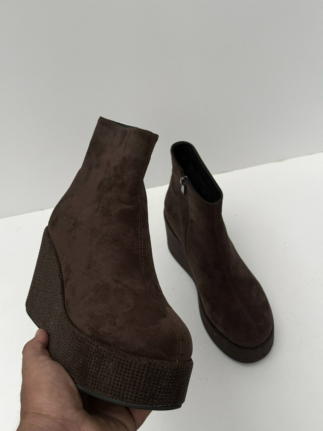 ,женские ботильоны,ботильоны замшевые,полусапоги замшевые,ботильоны на танкетке