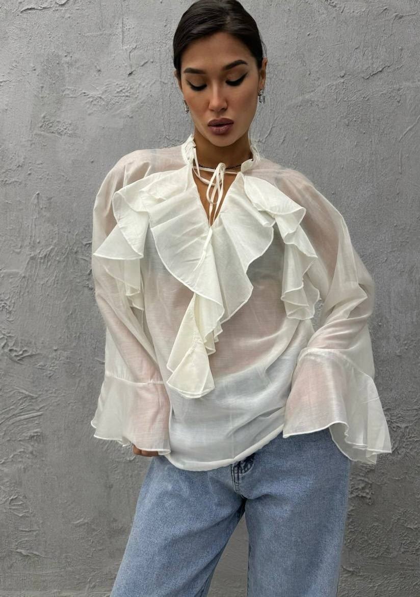 блузка с оборками,блузка с рюшами,женская блузка,блуза кремовый,блузка