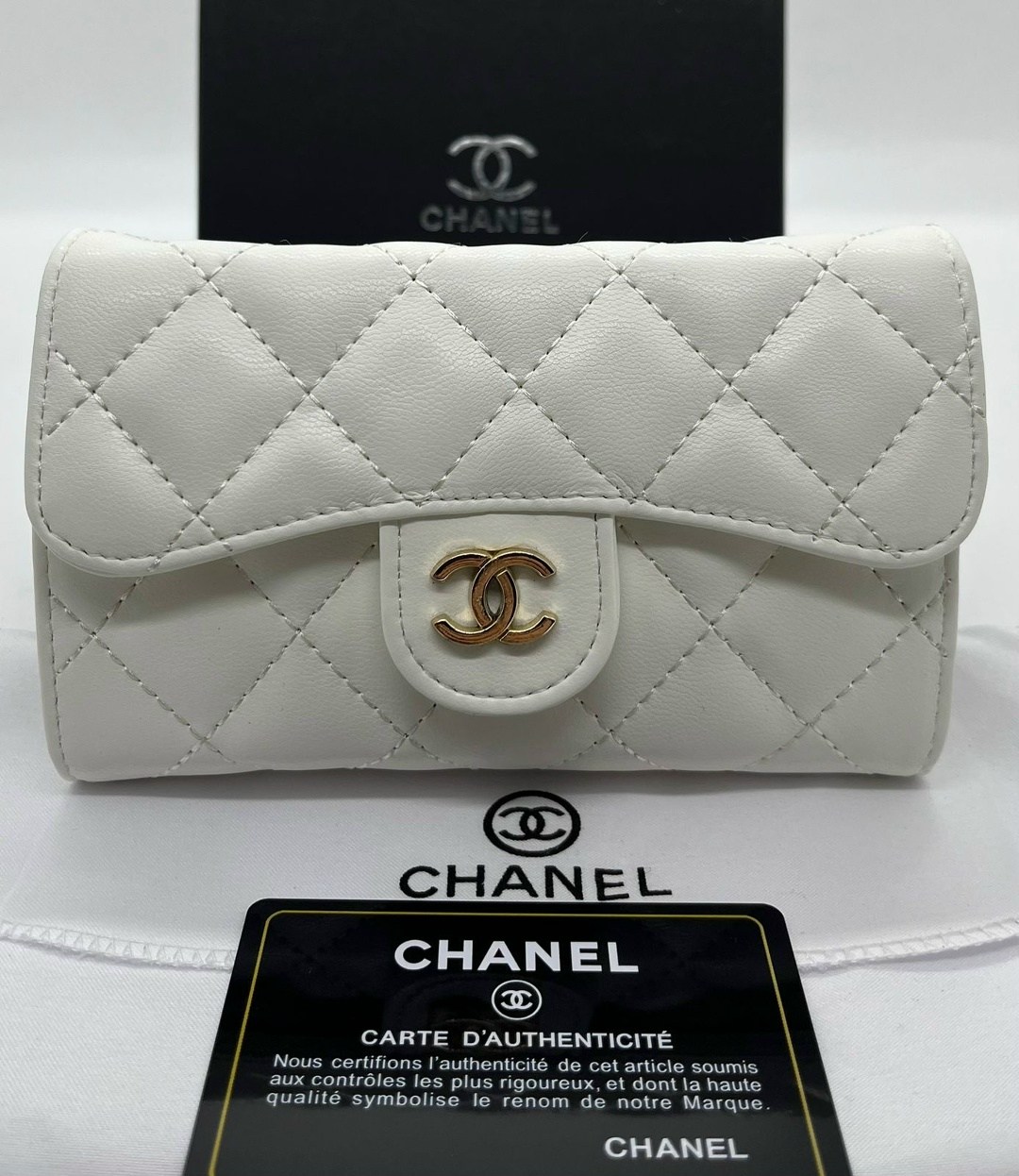 chanel кошелек,женский кошелек chanel,кошелек шанель красный,кошелек шанель,chanel classic flap