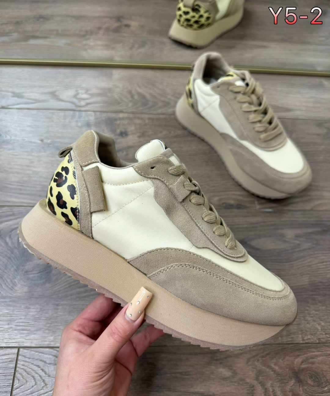 кроссовки женскиe,, женская,кроссовки бежевые,спортивная