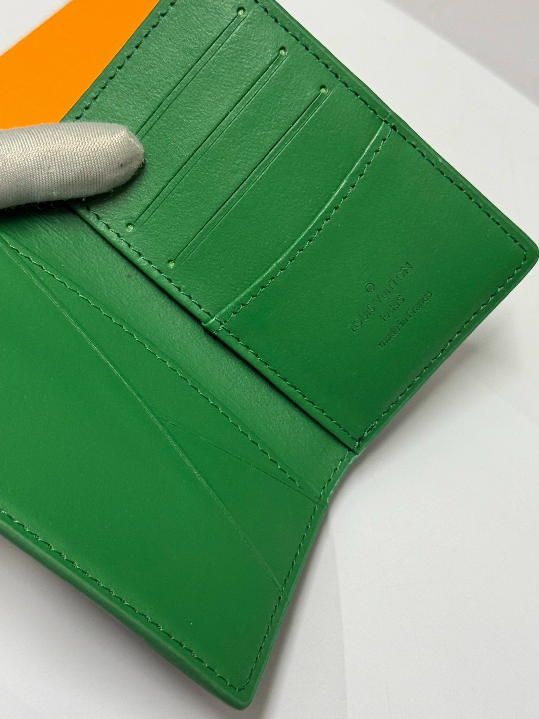 картхолдер louis vuitton,кошелек louis vuitton,обложка для паспорта louis vuitton,картхолдер луи виттон,мужские кошельки