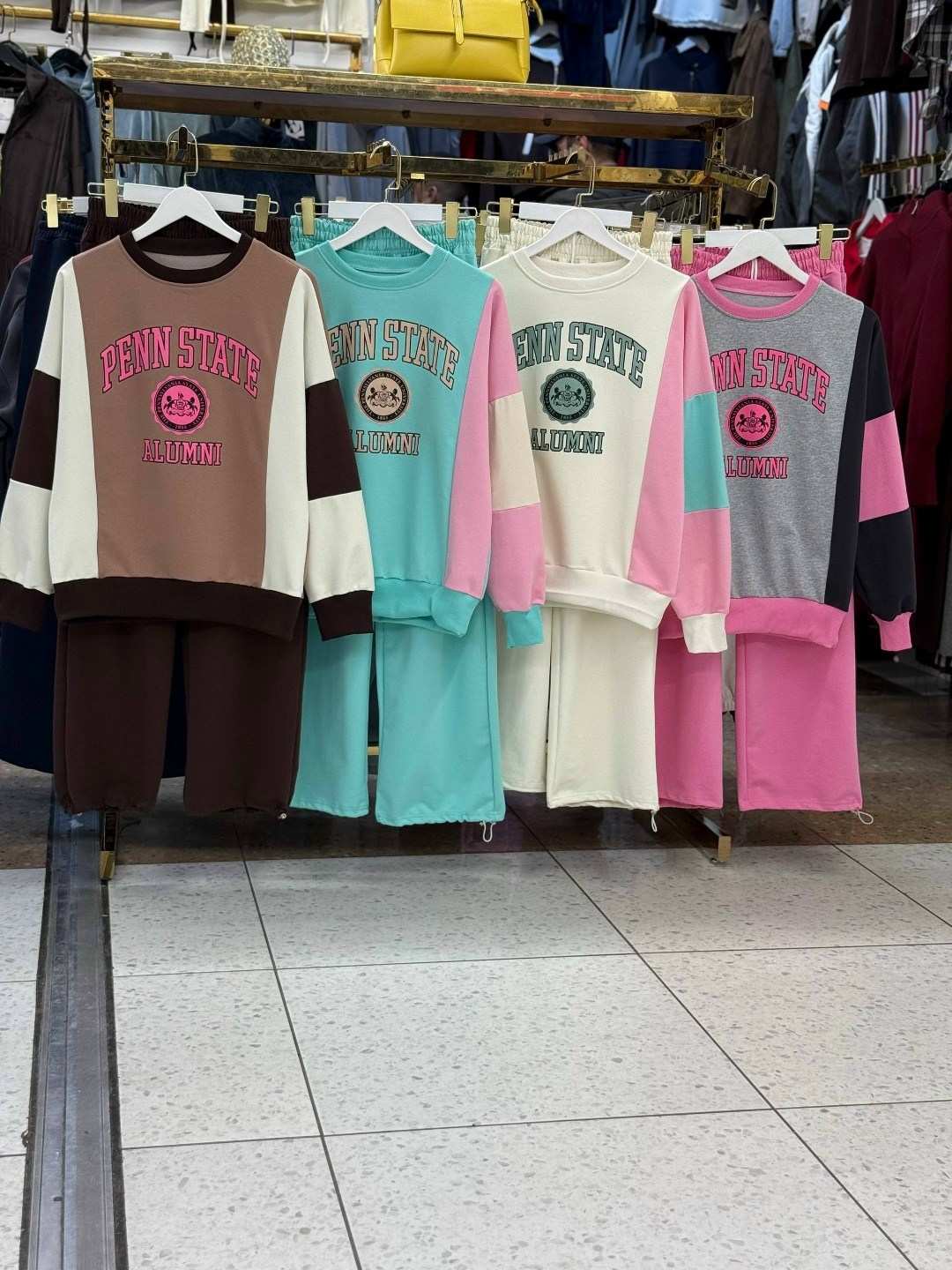 трикотажные костюмы,комплект одежды,спортивный костюм,костюм