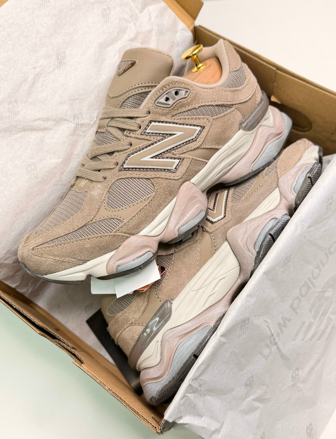 кроссовки new balance 9060,кроссовки new balance 9060 бежевые,кроссовки new balance,кроссовки new balance 9060 женские,new balance 9060 бежевые