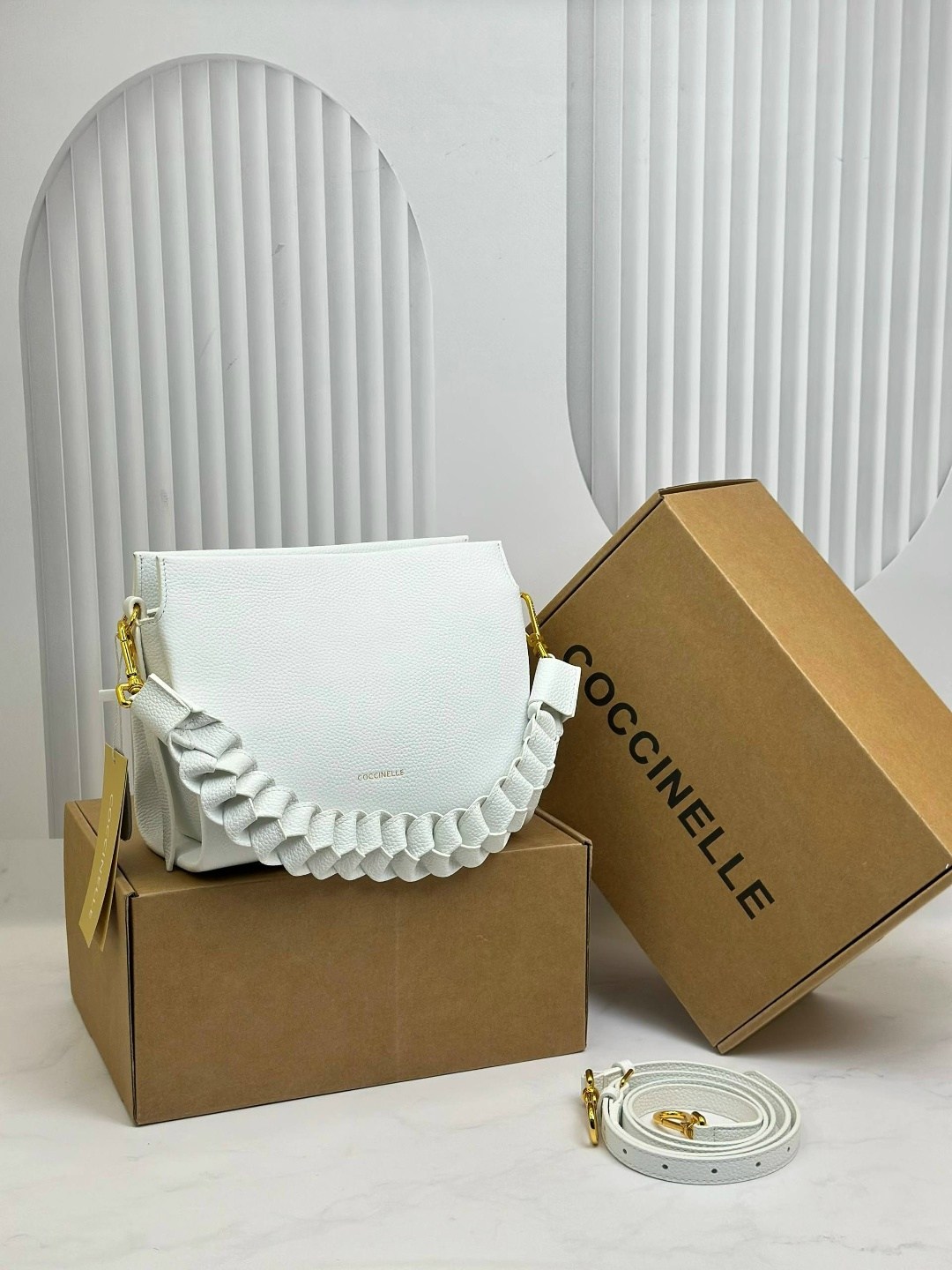 сумка coccinelle,сумка женская coccinelle,сумка,женская сумка,сумка женская coccinelle натуральная замша