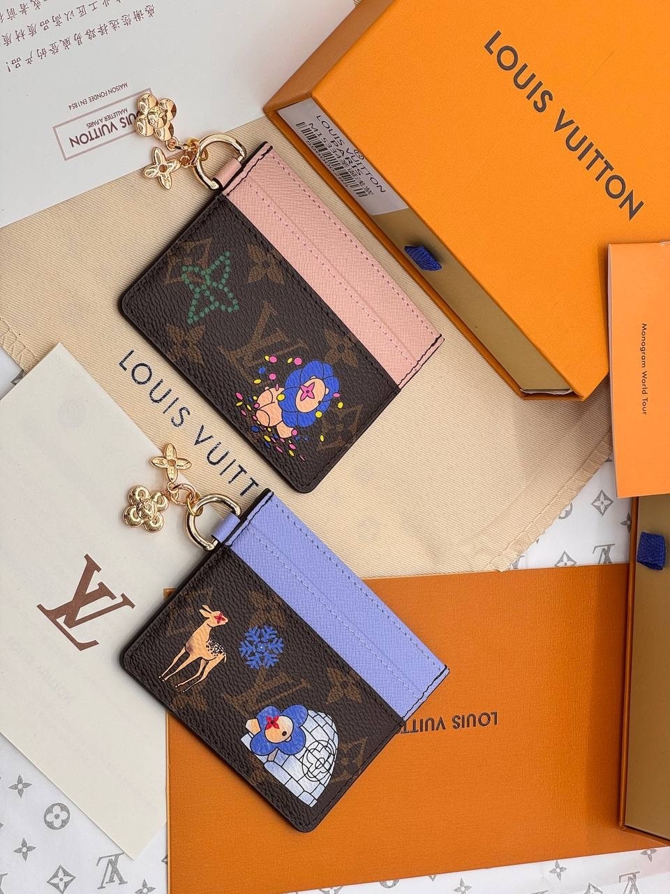 louis vuitton картхолдер,louis vuitton кошелек,визитница картхолдер louis vuitton,брелок для сумки,женские кошельки
