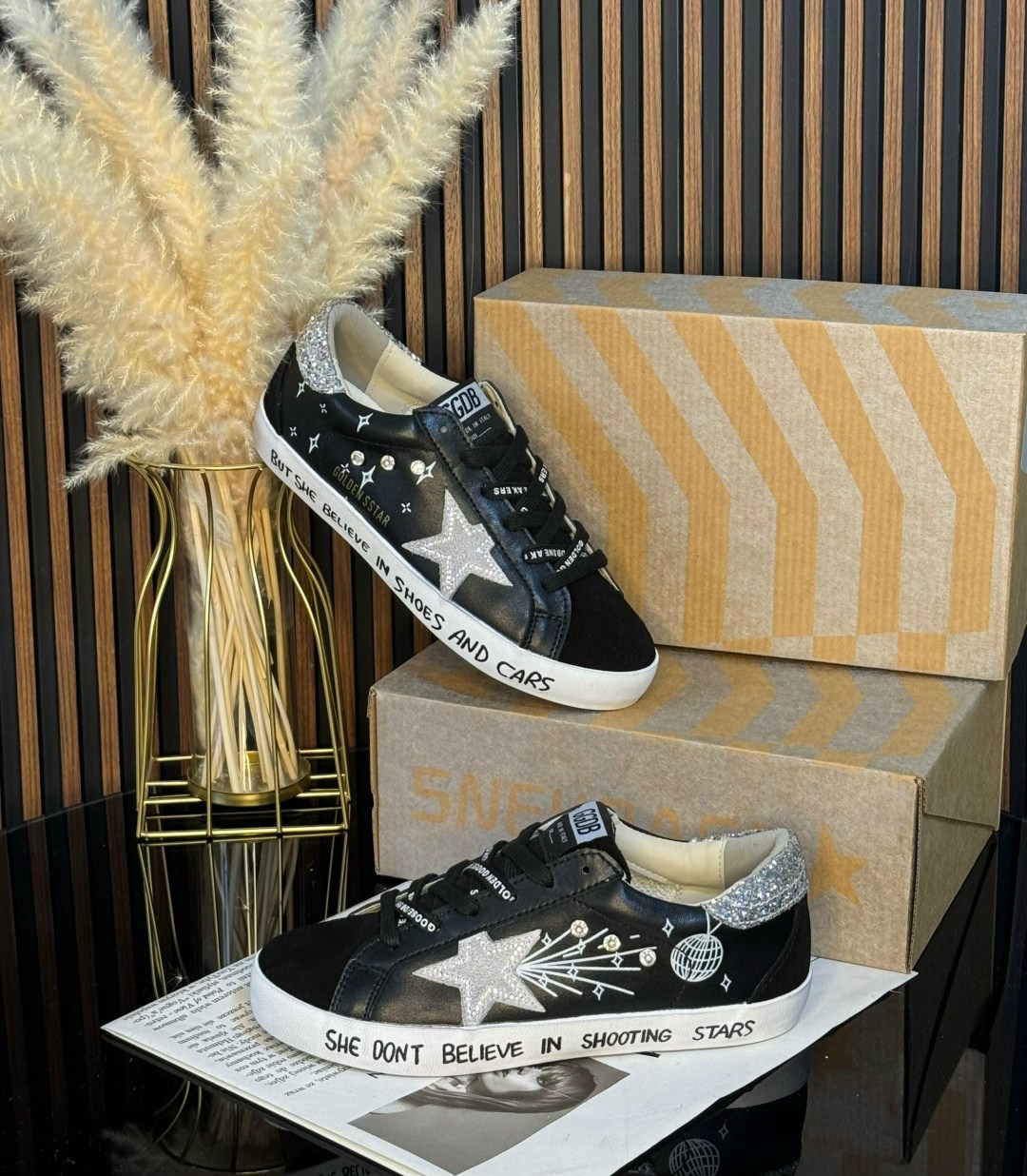 ,golden goose кеды hi star на платформе черный,golden goose кеды super-star черный,кеды golden goose,женские брендовые кроссовки кеды со звездой голден гус