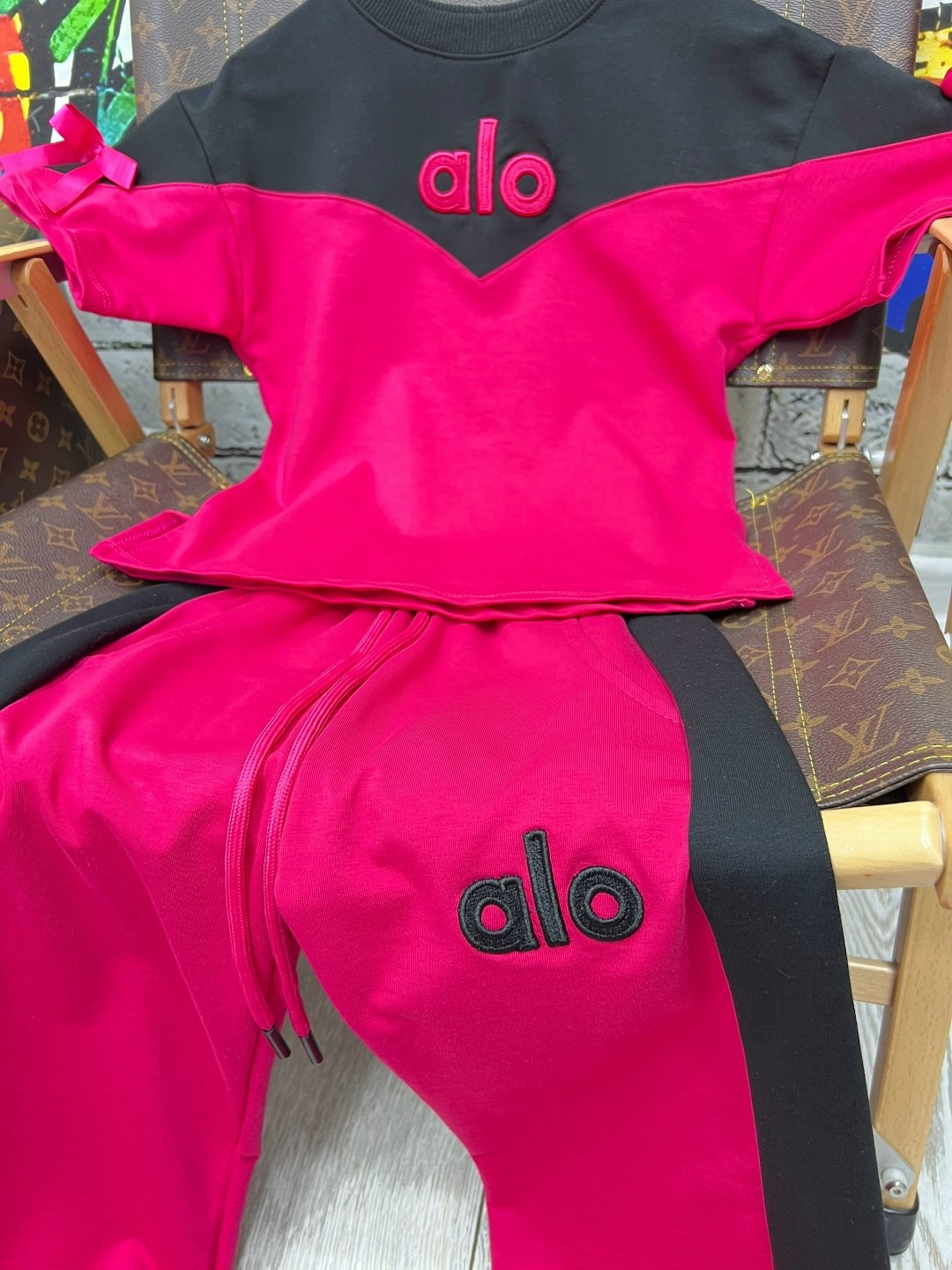 стильные костюмы,костюм для девочек,спортивные костюмы,спортивные костюмы для девочек,детские костюмы