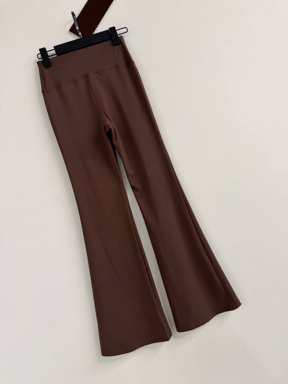 брюки клеш женские,брюки клеш,расклешенные брюки,спортивные брюки клеш,брюки с широкими штанинами