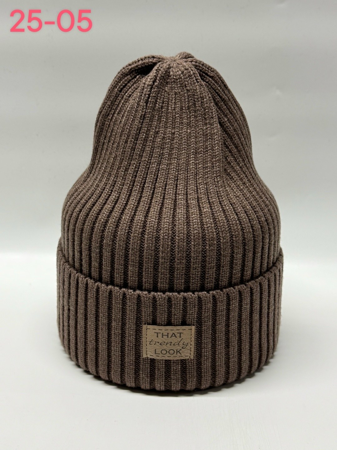 шапки,шапка женская,шапка вязаная,демисезонная шапка,шапка для женщин