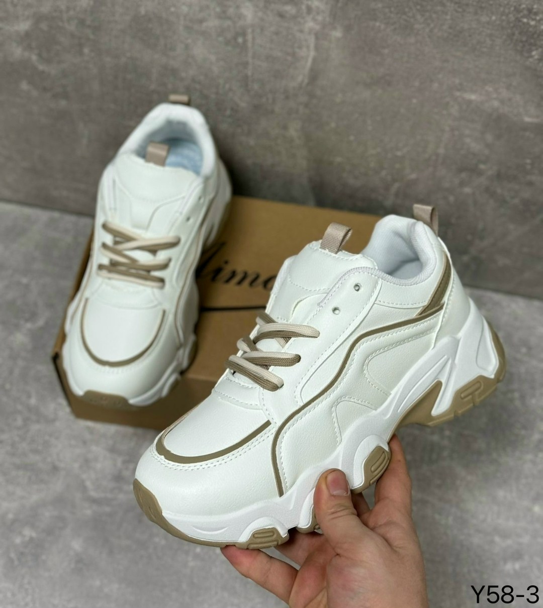 кроссовки женскиe,серые кроссовки,детские кроссовки,модные кроссовки,массивные кроссовки