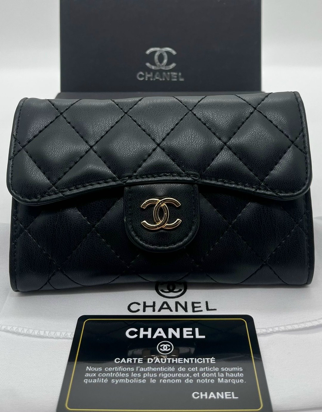 chanel кошелек,женский кошелек chanel,кошелек шанель красный,кошелек шанель,chanel classic flap