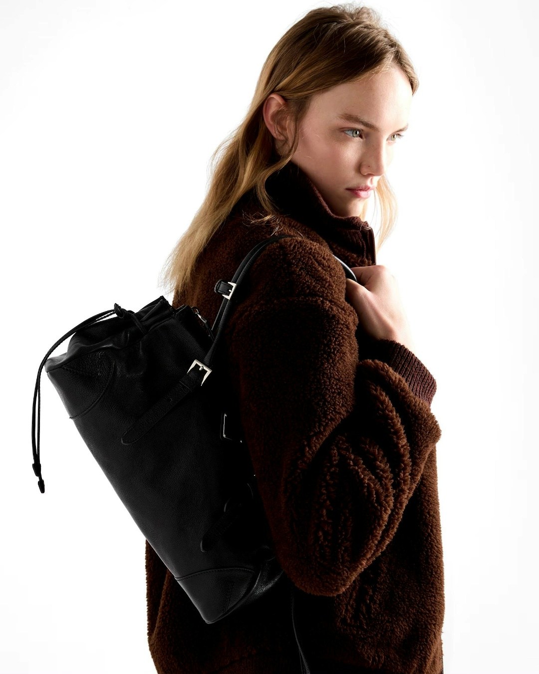 prada черная кожаная сумка тоут,сумка prada черная,сумка prada,женская сумка prada из натуральной кожи черный,прада сумка