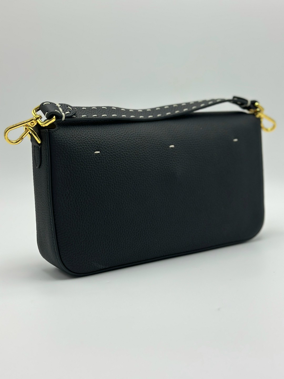 fendi сумка,женская сумка fendi,fendi сумка на плечо,фенди сумка,фенди сумка цум