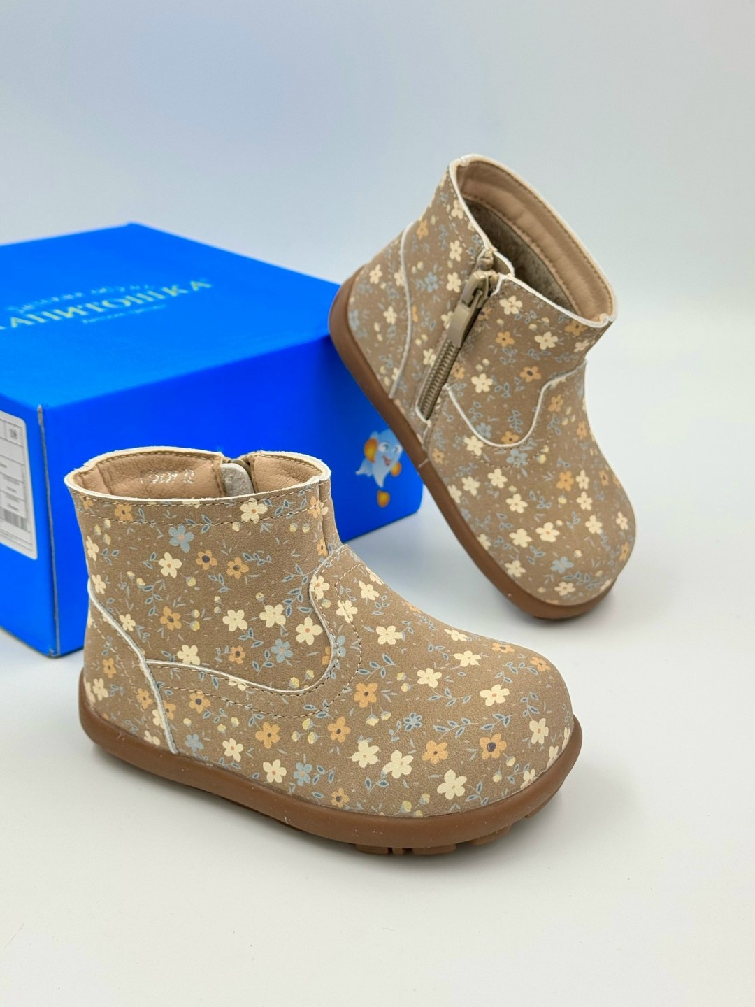 угги детские,,детская ,детские сандалии,детские ботинки