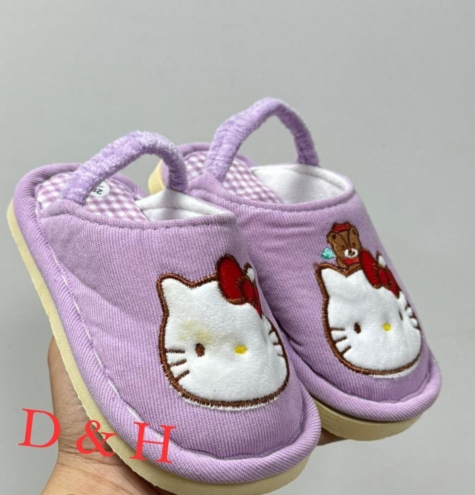 домашние тапочки хелло китти,детские домашние тапочки,тапки с хеллоу китти,детские тапочки,тапочки домашние детские для девочек
